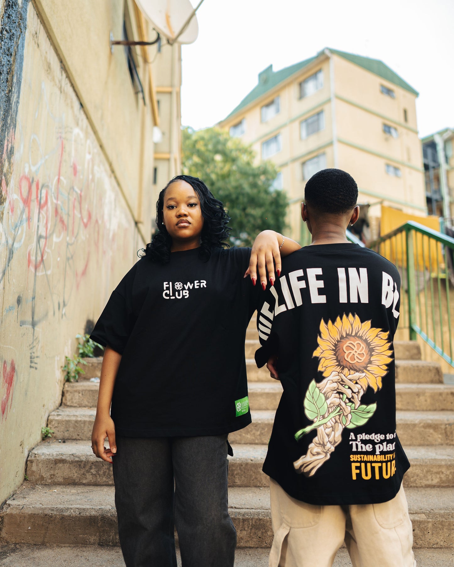 1.SUNFLOWER OVERSIZED TEE